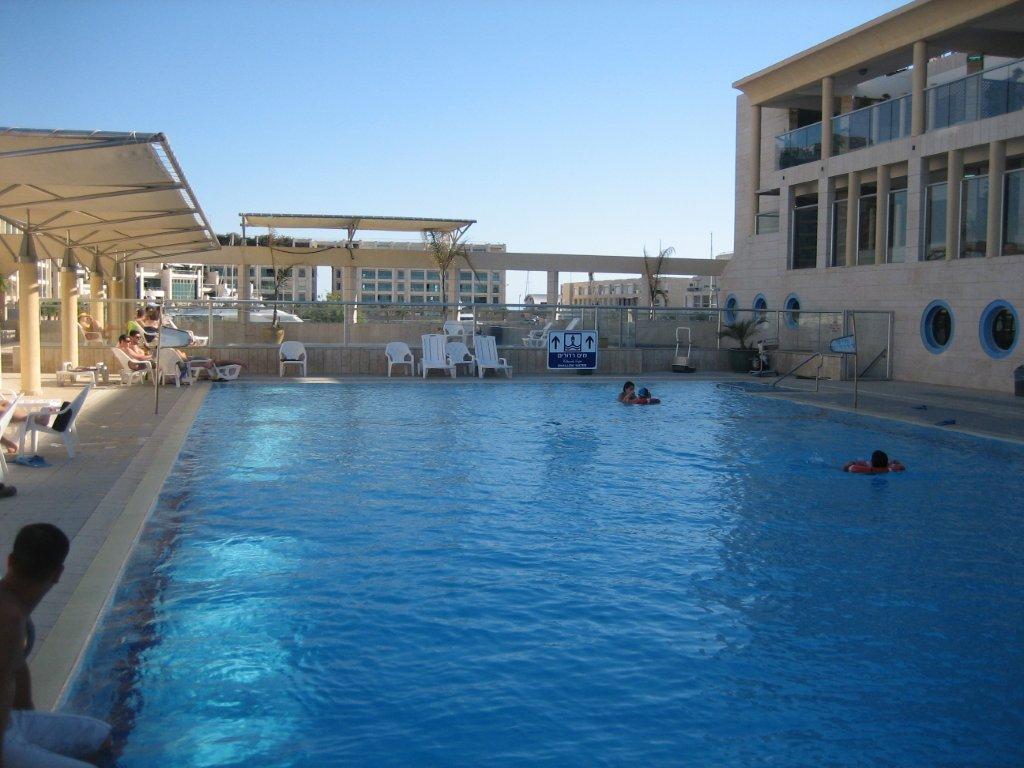 Michelle Suites Herzelia Pituach Екстериор снимка