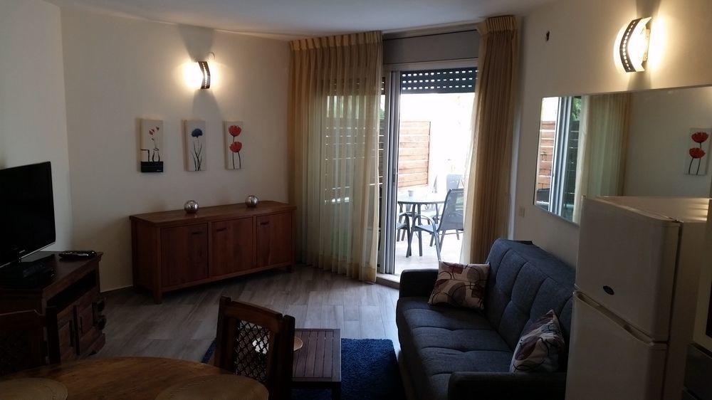 Michelle Suites Herzelia Pituach Екстериор снимка
